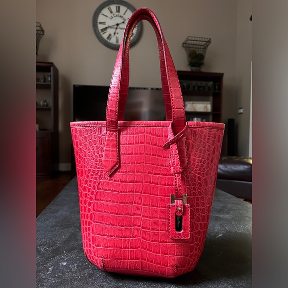 Max Mara Embossed Red Leather Bucket Bag - Picture 1 of 13